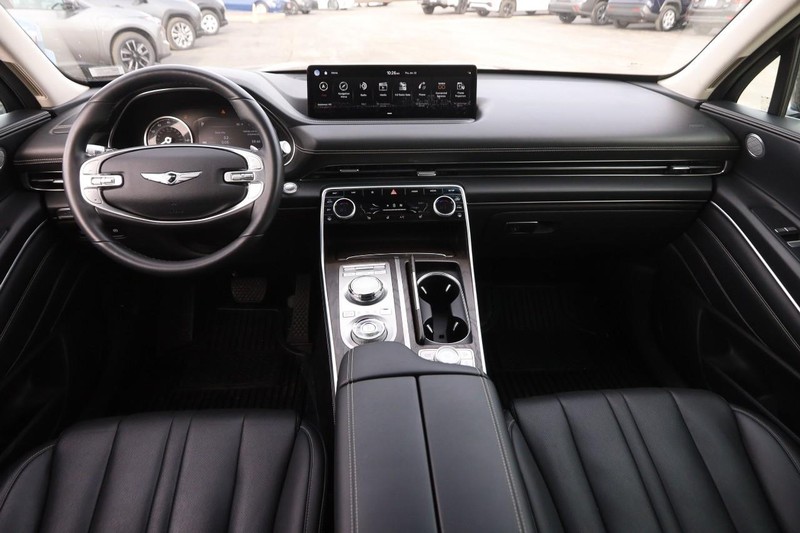 Genesis GV80 Vehicle Image 24