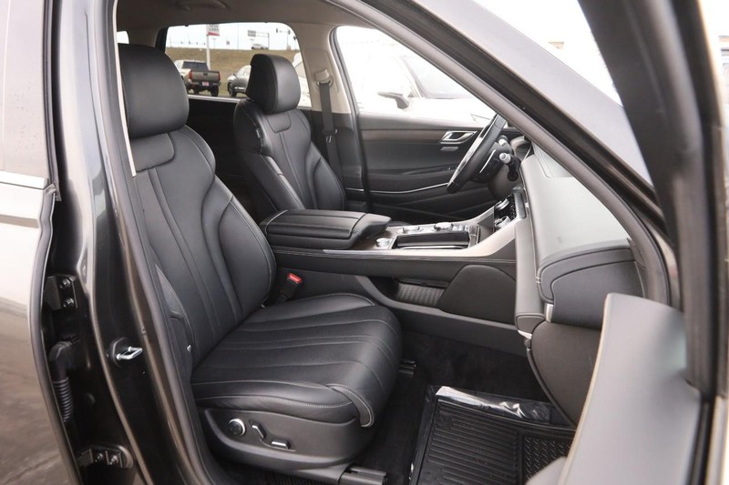 Genesis GV80 Vehicle Image 29