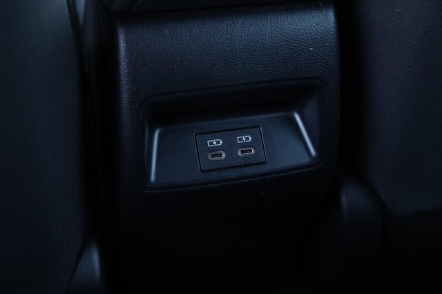 Toyota Corolla Vehicle Image 20