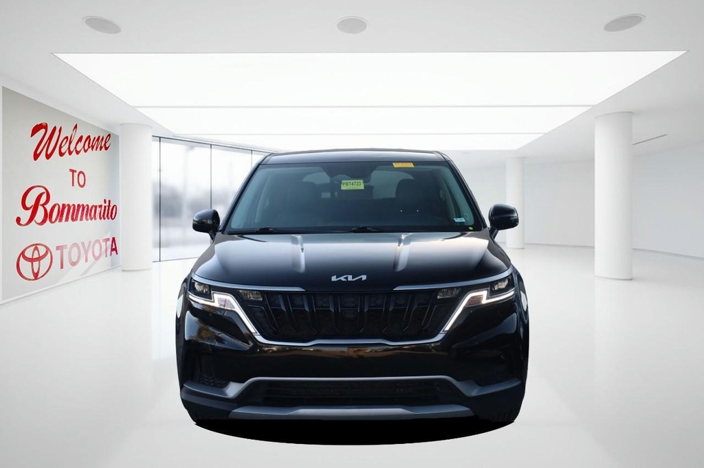 Kia Carnival Vehicle Full-screen Gallery Image 4