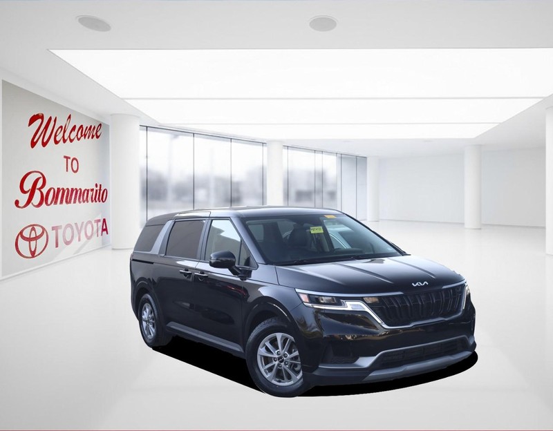 Kia Carnival Vehicle Image 02