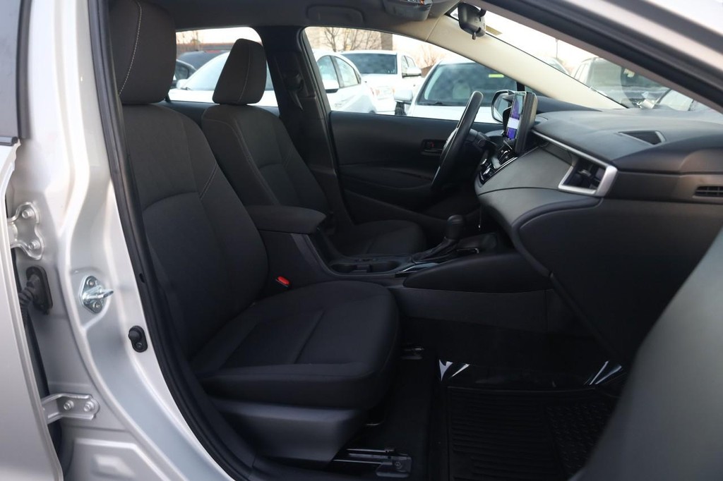 Toyota Corolla Vehicle Full-screen Gallery Image 22