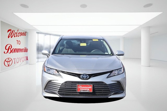 Toyota Camry Vehicle Image 04