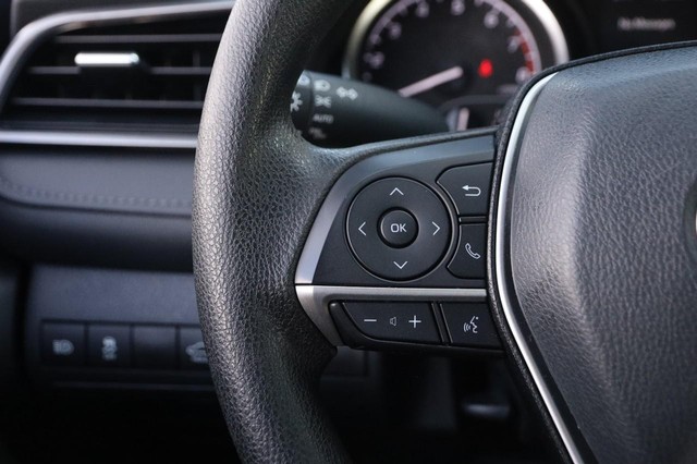 Toyota Camry Vehicle Image 11