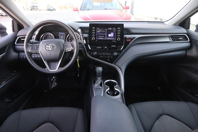 Toyota Camry Vehicle Image 19