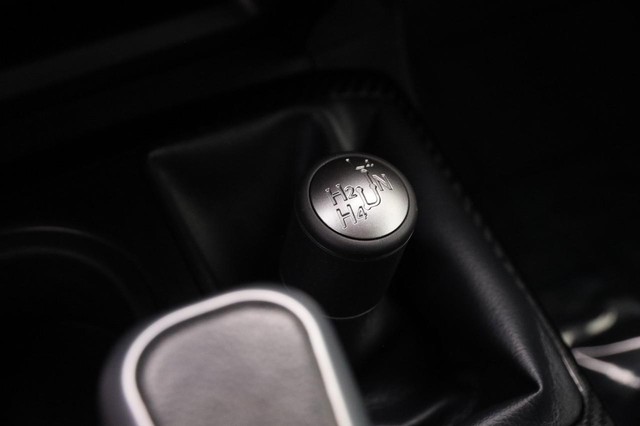 Toyota 4Runner Vehicle Image 19