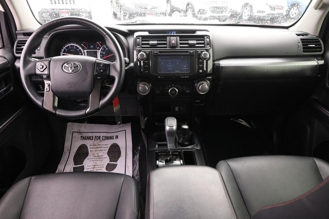 Toyota 4Runner Vehicle Image 22