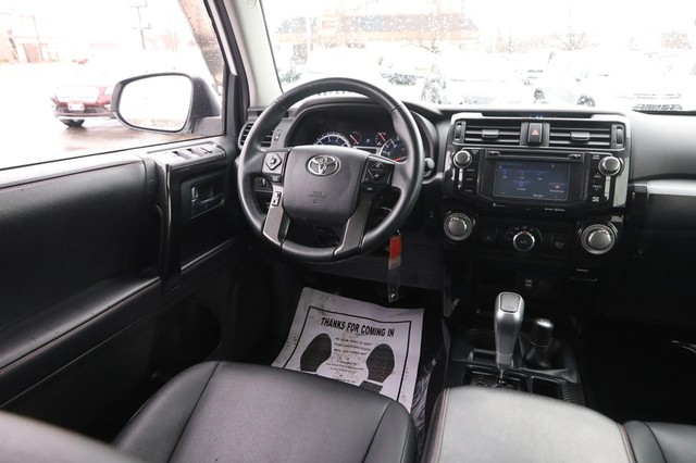 Toyota 4Runner Vehicle Image 23