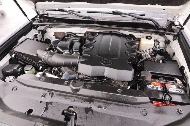 Toyota 4Runner Vehicle Image 28