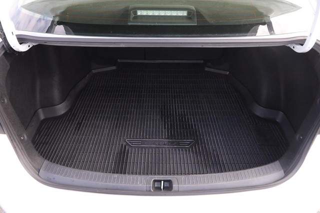 Toyota Corolla Vehicle Image 07