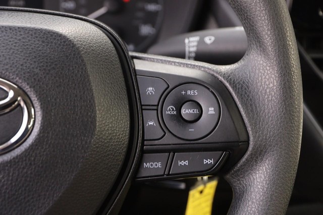 Toyota Corolla Vehicle Image 12