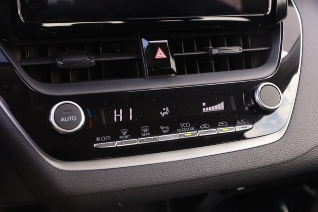 Toyota Corolla Vehicle Image 17