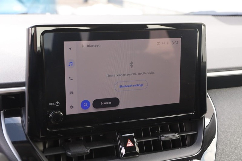 Toyota Corolla Vehicle Image 15