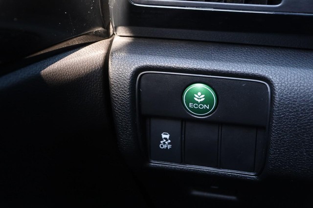 Honda Accord Sedan Vehicle Image 16