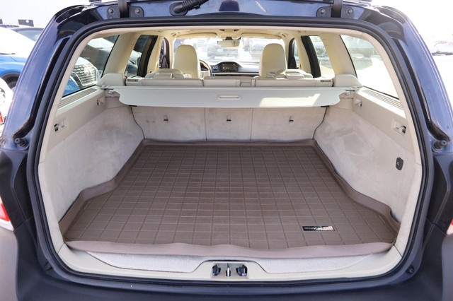 Volvo XC70 Vehicle Image 07