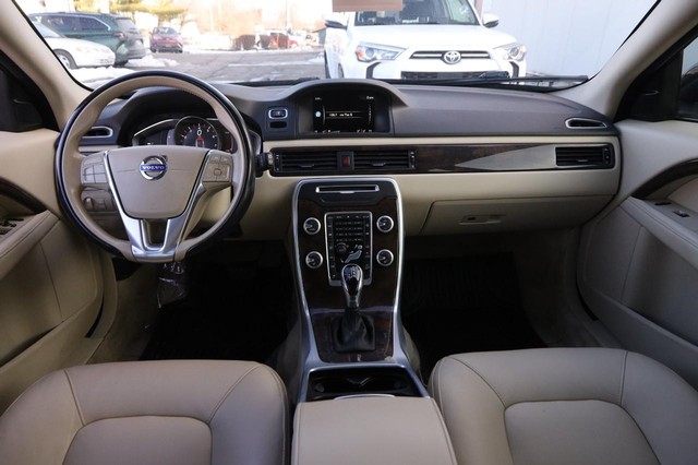 Volvo XC70 Vehicle Image 21