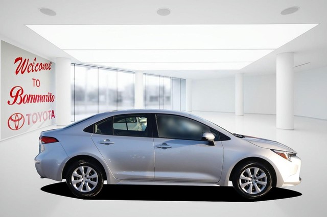 Toyota Corolla Vehicle Image 05