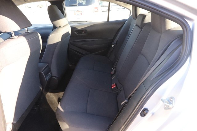 Toyota Corolla Vehicle Image 09