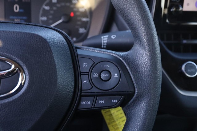 Toyota Corolla Vehicle Image 12