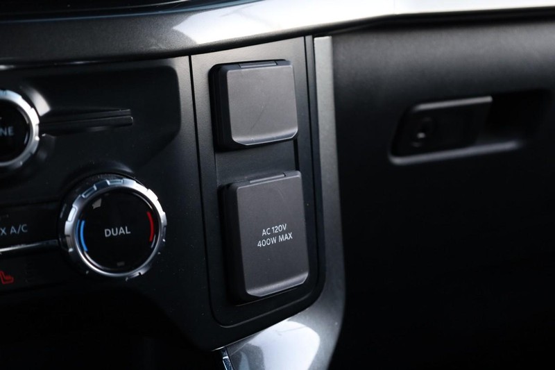 Ford F-150 Vehicle Image 16