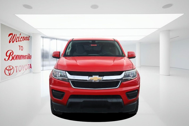 Chevrolet Colorado Vehicle Full-screen Gallery Image 04
