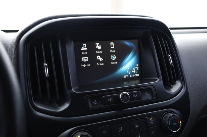 Chevrolet Colorado Vehicle Full-screen Gallery Image 11