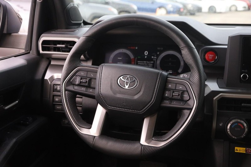 Toyota Tacoma 4WD Vehicle Image 25