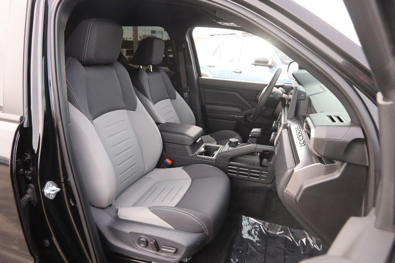 Toyota Tacoma 4WD Vehicle Image 28