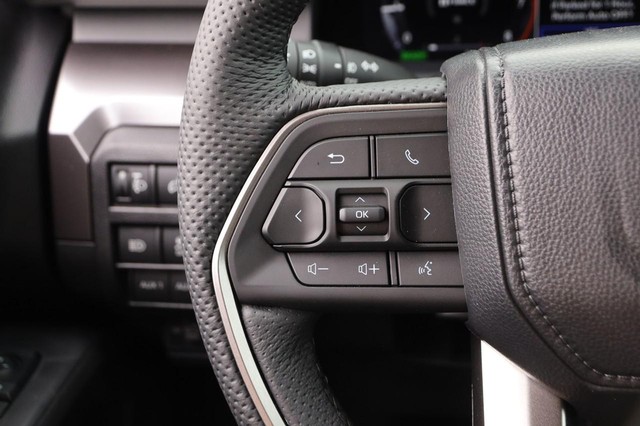 Toyota Tacoma 4WD Vehicle Image 12