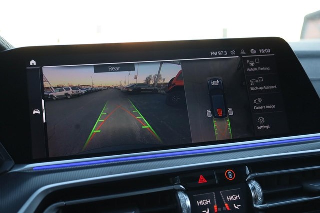 BMW X5 Vehicle Image 13