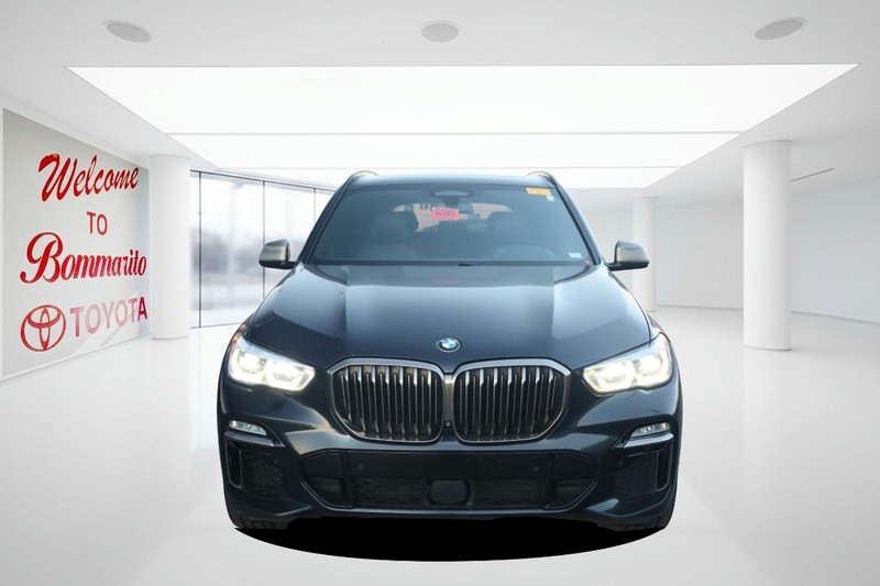 BMW X5 Vehicle Full-screen Gallery Image 4