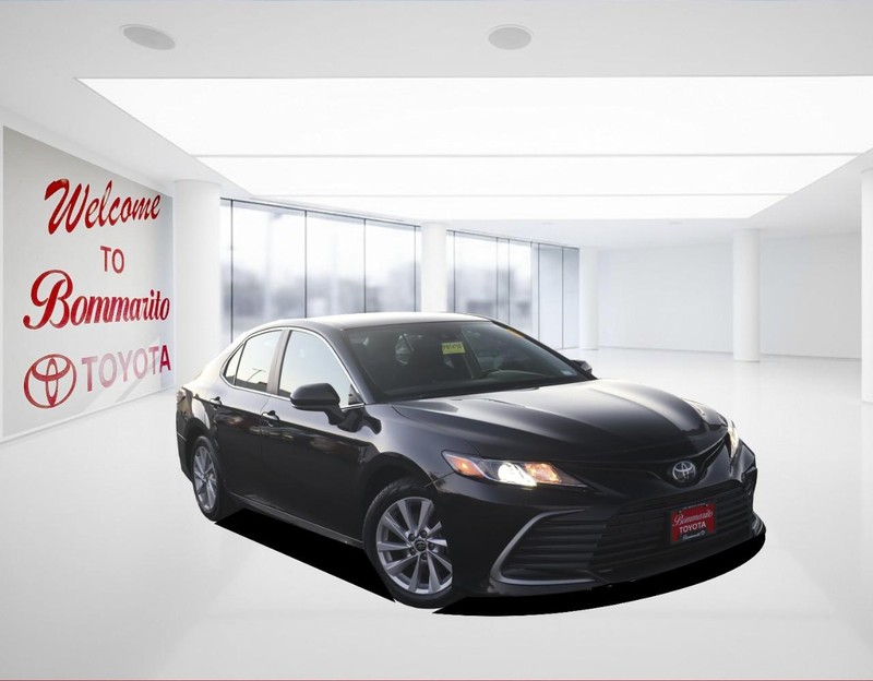 Toyota Camry Vehicle Image 02