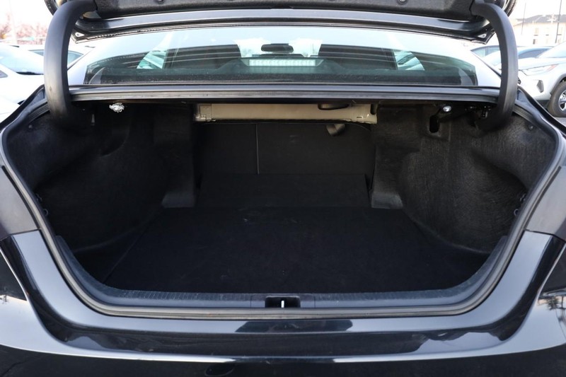 Toyota Camry Vehicle Image 07