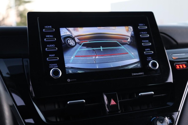 Toyota Camry Vehicle Image 12