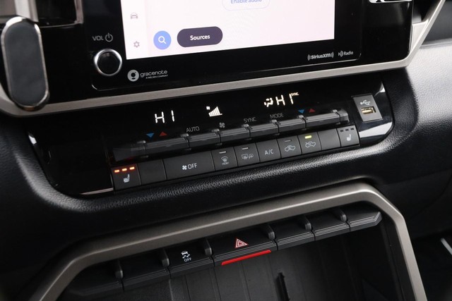 Toyota Tundra 4WD Vehicle Image 17