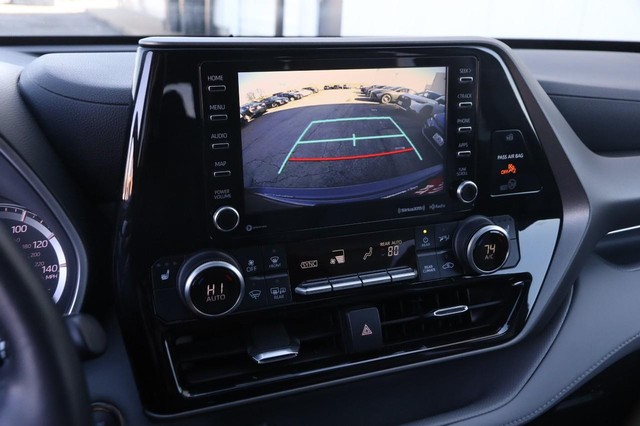 Toyota Highlander Vehicle Image 18