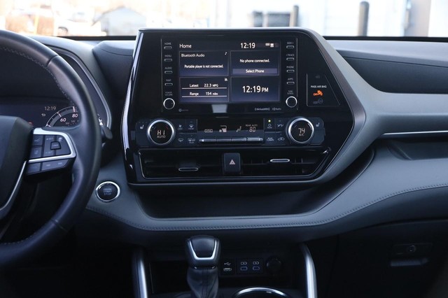 Toyota Highlander Vehicle Image 25