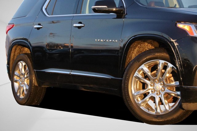 Chevrolet Traverse Vehicle Image 03