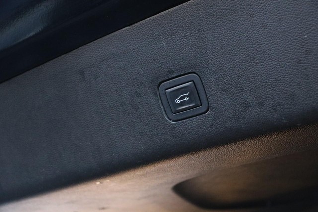 Chevrolet Traverse Vehicle Image 08