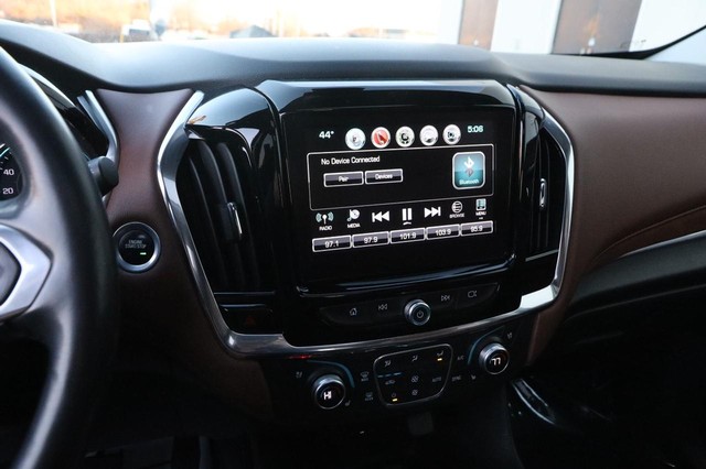 Chevrolet Traverse Vehicle Image 18