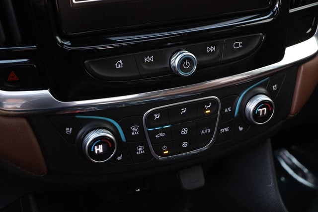 Chevrolet Traverse Vehicle Image 20