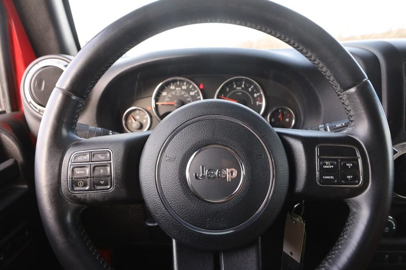 Jeep Wrangler JK Unlimited Vehicle Image 10