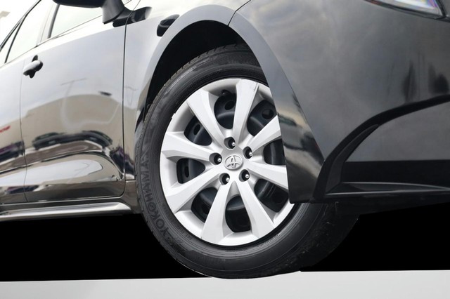 Toyota Corolla Vehicle Image 03