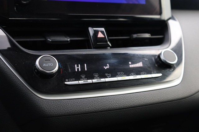 Toyota Corolla Vehicle Image 13