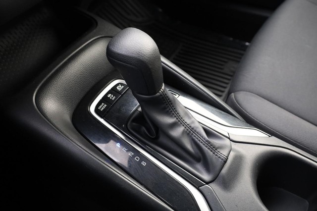 Toyota Corolla Vehicle Image 14