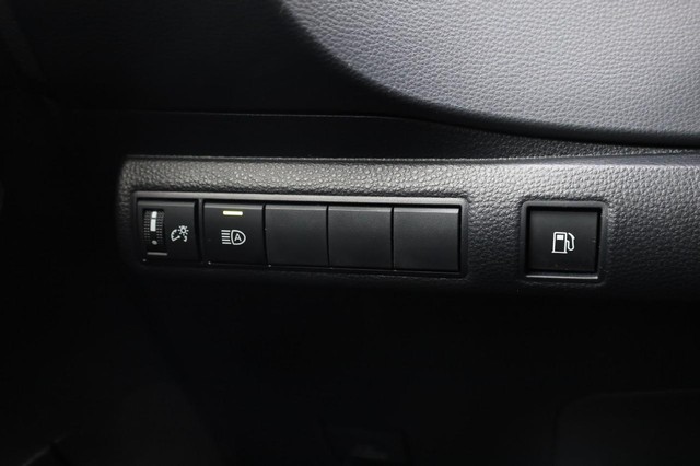 Toyota Corolla Vehicle Image 17