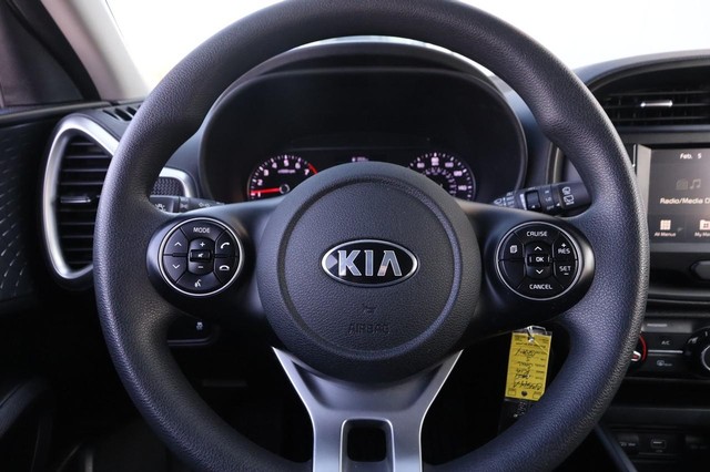 Kia Soul Vehicle Image 10