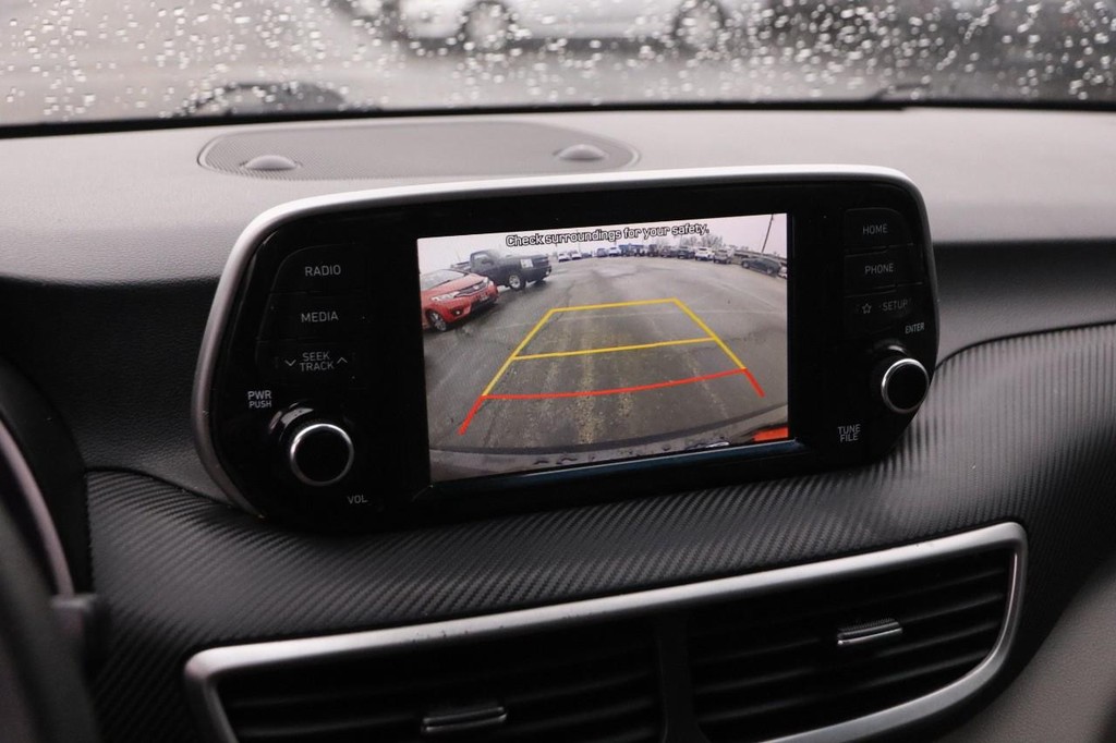 Hyundai Tucson Vehicle Full-screen Gallery Image 15