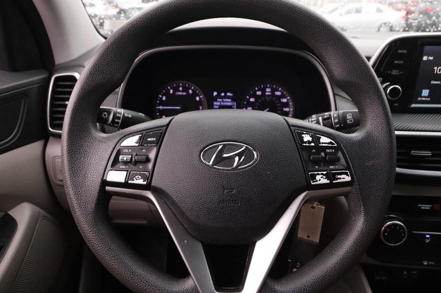 Hyundai Tucson Vehicle Image 10