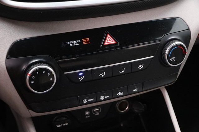 Hyundai Tucson Vehicle Image 16